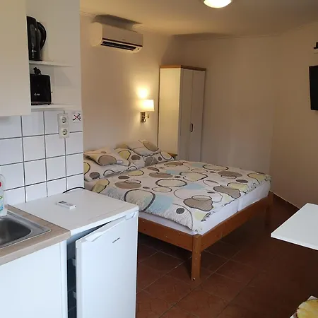 Kaszas Garden * Mosonmagyaróvár