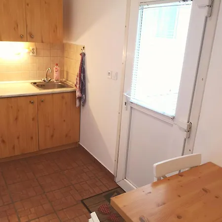 Kaszas Garden アパート *