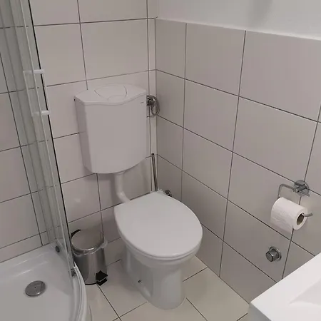 Kaszas Garden アパート