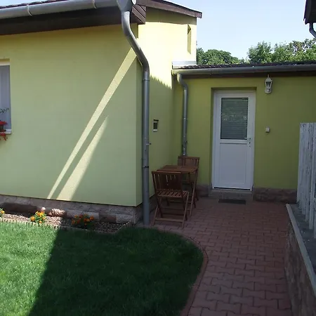 Kaszas Garden アパート *