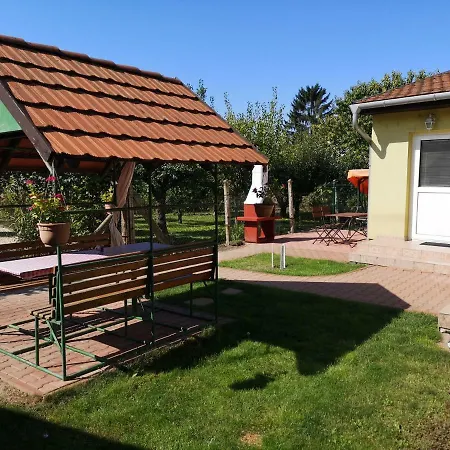 Kaszas Garden *