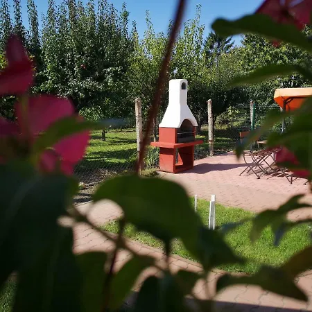 アパート Kaszas Garden *