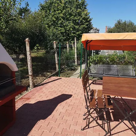 アパート Kaszas Garden *