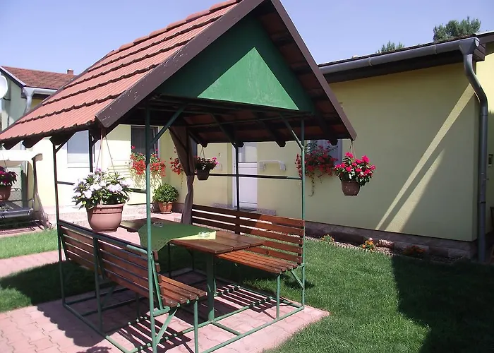 Apartamento Kaszás Garden