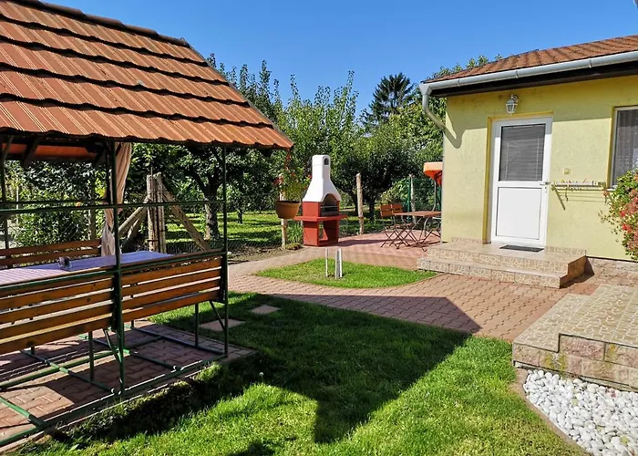 Apartamento Kaszás Garden