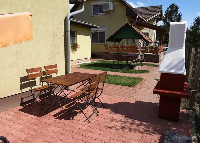 Apartamento Kaszás Garden